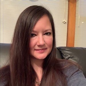 Meet your Posher, Jennie